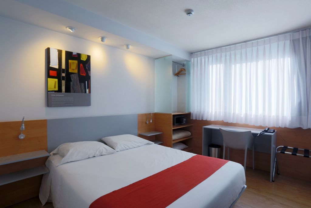 Hotel Orpheo Express Монтевидео Екстериор снимка